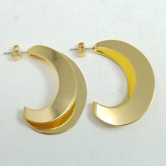 Vintage Gold Tone C Shape Hoop Earrings, Folded Over, Retro 80s 90s Estate - Picture 2 of 5